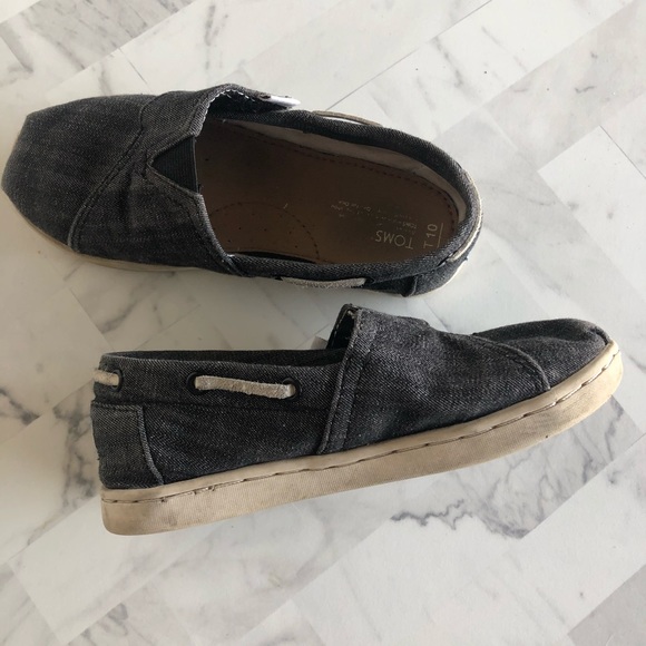 Boys Grey Toms Shoes size 10 - Picture 3 of 5